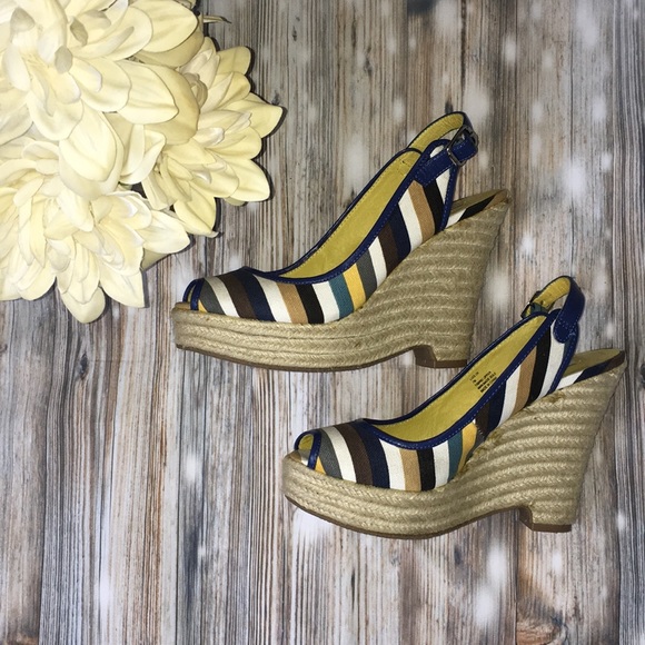 Steve Madden Shoes - Steve Madden wedge sling backs